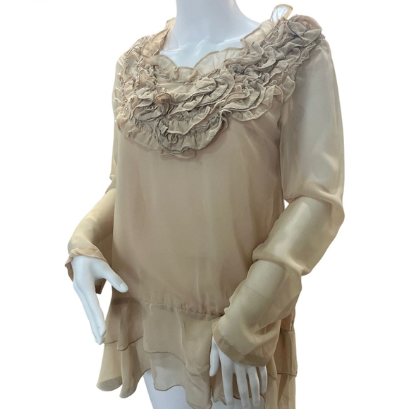 Chic Beige Ruffle Blouse - Picture 4 of 6